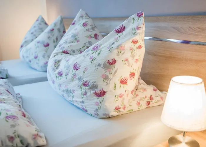 Haus Avallon アパート コッヘム